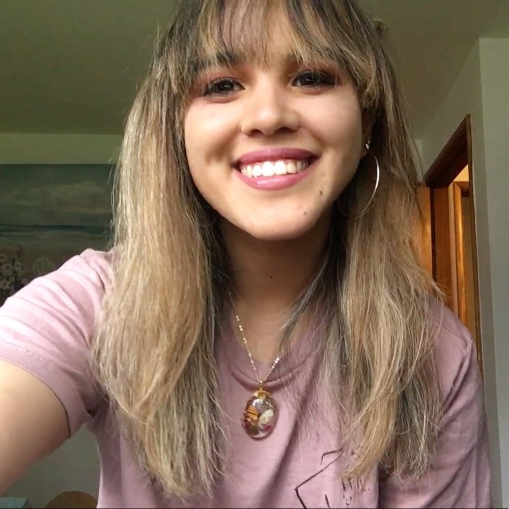Meet your Posher, Vanessa